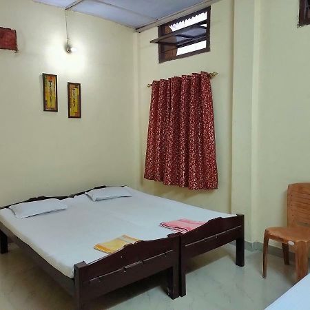 Chandrupal Lodging 古瓦哈提 外观 照片