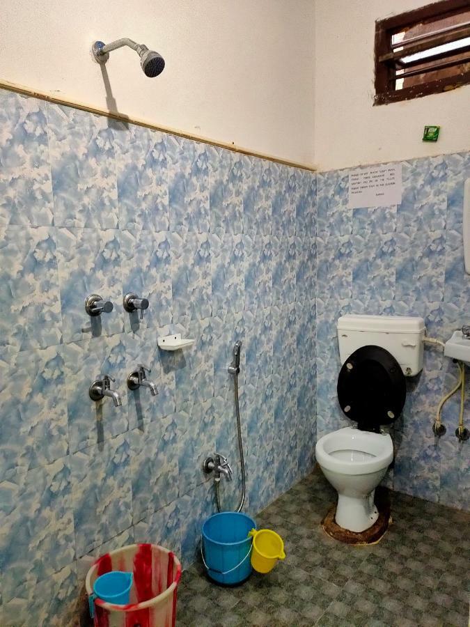 Chandrupal Lodging 古瓦哈提 外观 照片