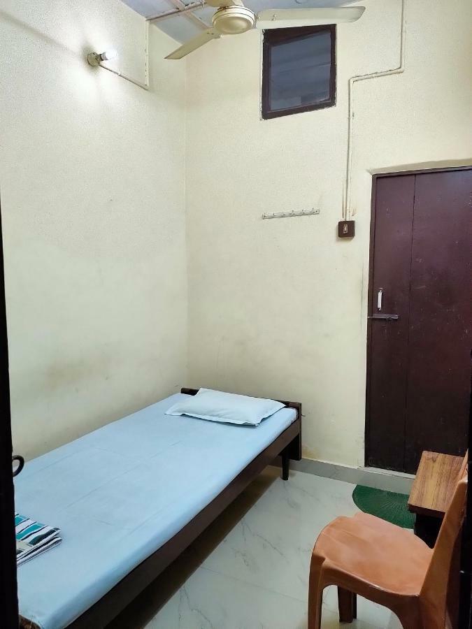Chandrupal Lodging 古瓦哈提 外观 照片