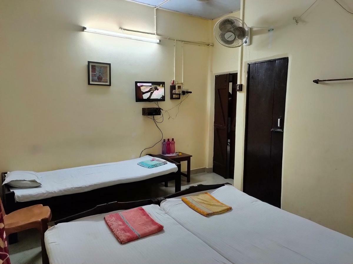 Chandrupal Lodging 古瓦哈提 外观 照片