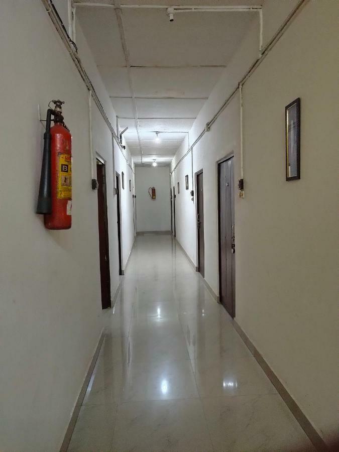 Chandrupal Lodging 古瓦哈提 外观 照片