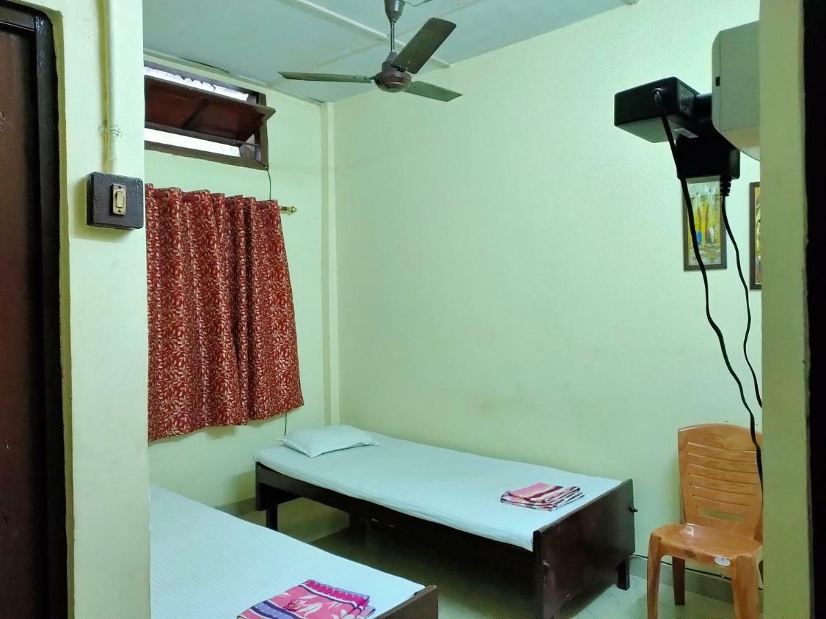 Chandrupal Lodging 古瓦哈提 外观 照片