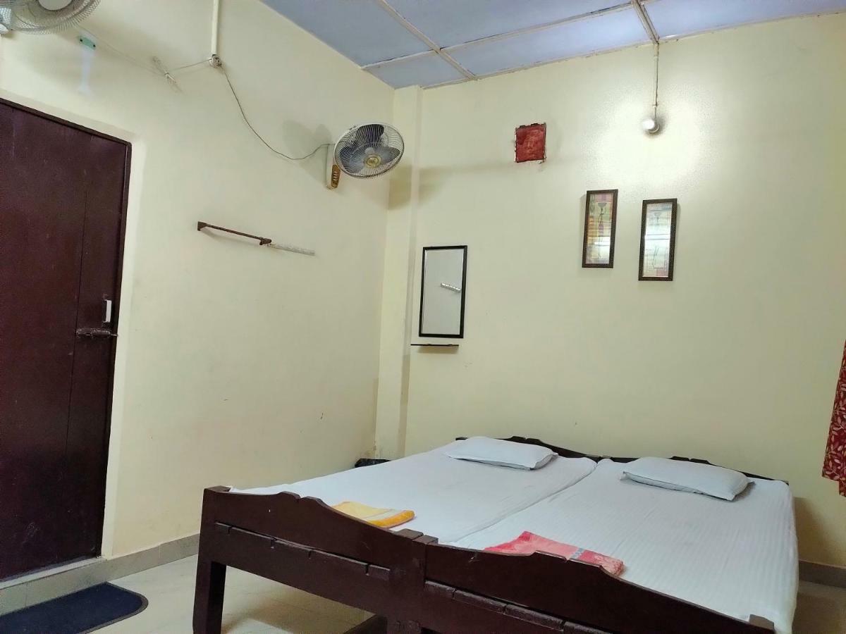 Chandrupal Lodging 古瓦哈提 外观 照片